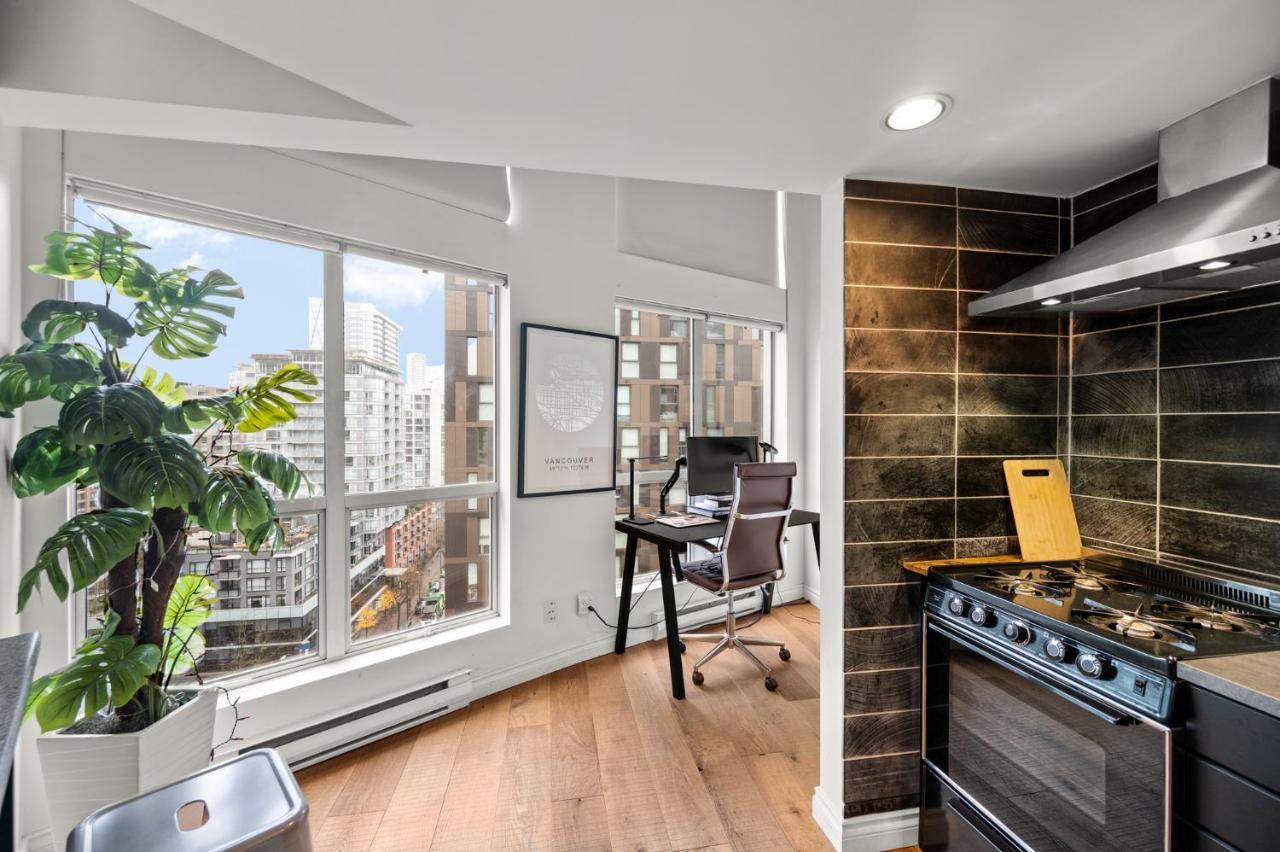 Rare Find Loft With Full Kitchen At Heart Of Downtown Apartment Vancouver Luaran gambar