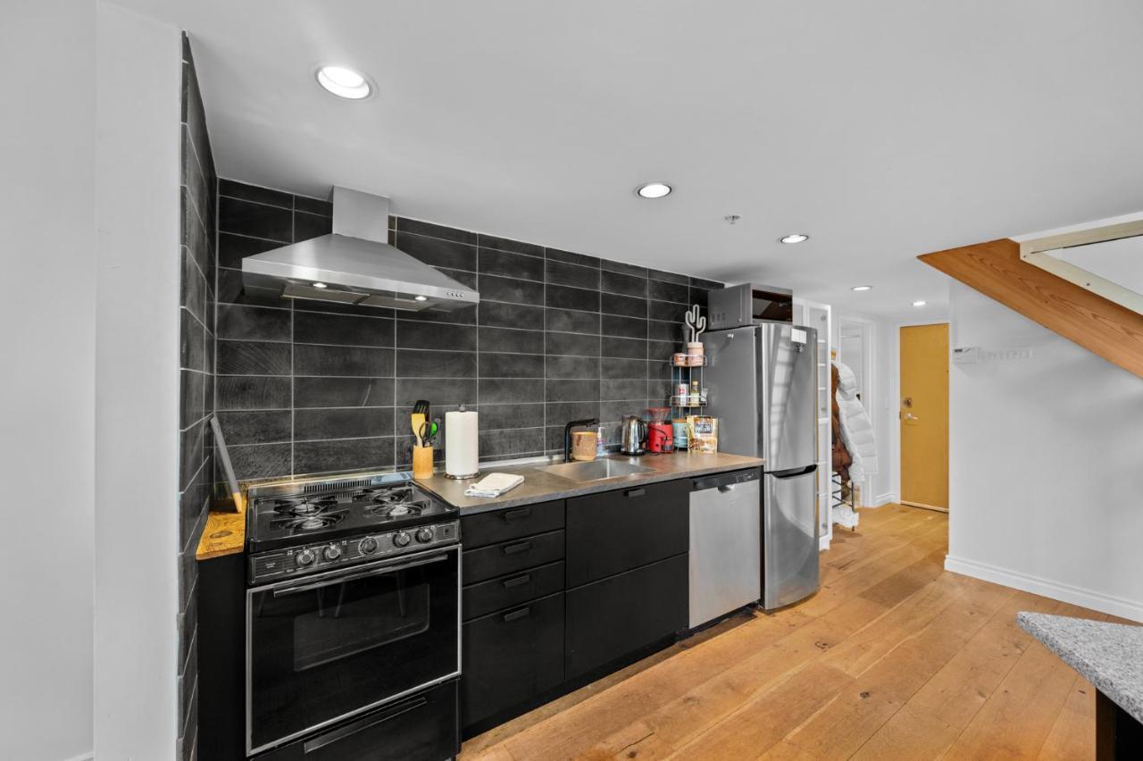 Rare Find Loft With Full Kitchen At Heart Of Downtown Apartment Vancouver Luaran gambar